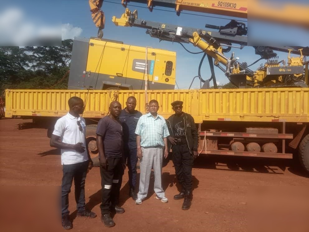 EPIROC AIRROC D35 - Urbšanas mašīna: foto 4 EPIROC AIRROC D35 - Urbšanas mašīna: foto 4