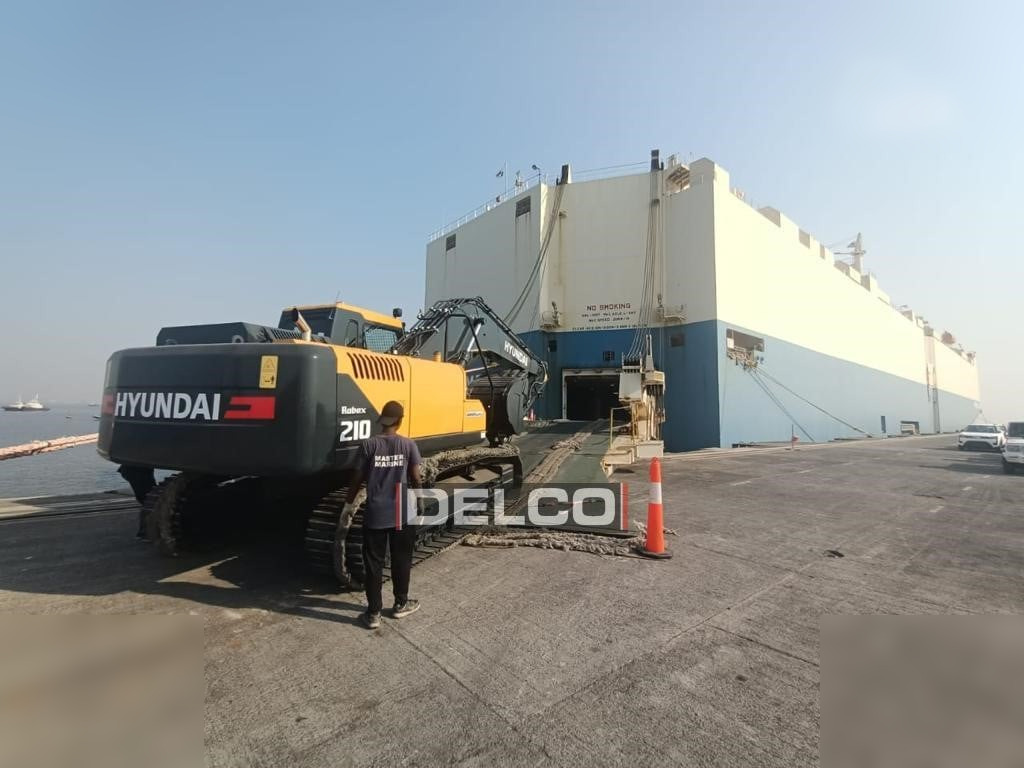 HYUNDAI ROBEX 210 līzingu HYUNDAI ROBEX 210: foto 18