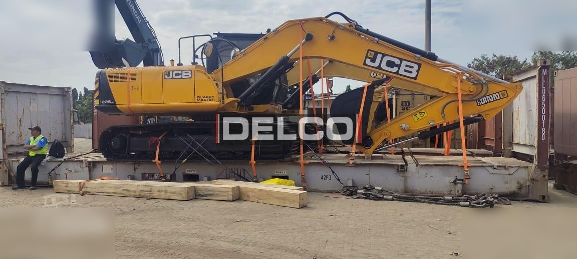 JCB 225 LC - Kāpurķēžu ekskavators: foto 4 JCB 225 LC - Kāpurķēžu ekskavators: foto 4