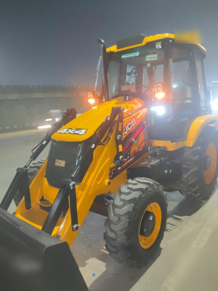 JCB 3DX SUPER - Ekskavators-iekrāvējs: foto 2 JCB 3DX SUPER - Ekskavators-iekrāvējs: foto 2