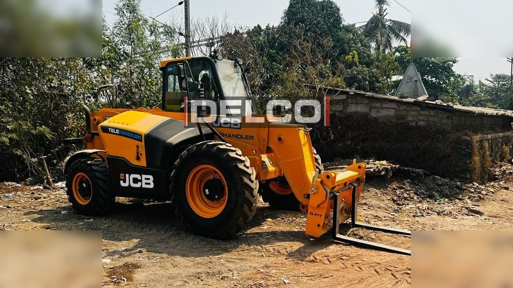 JCB 530-70 - Teleskopiskais iekrāvējs: foto 1 JCB 530-70 - Teleskopiskais iekrāvējs: foto 1