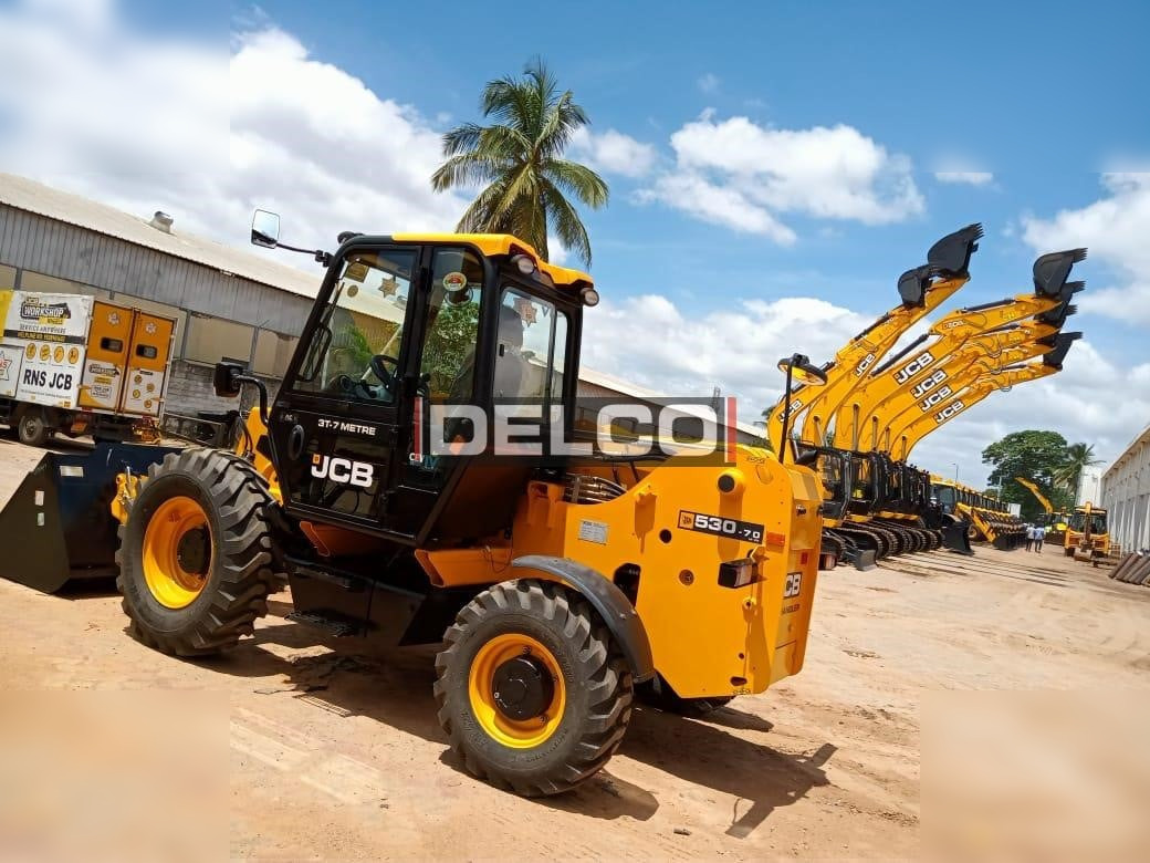JCB 530-70 - Teleskopiskais iekrāvējs: foto 4 JCB 530-70 - Teleskopiskais iekrāvējs: foto 4
