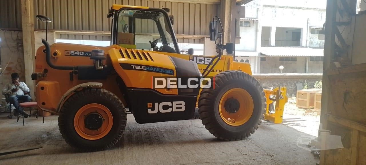 JCB 540-70 - Teleskopiskais iekrāvējs: foto 5 JCB 540-70 - Teleskopiskais iekrāvējs: foto 5