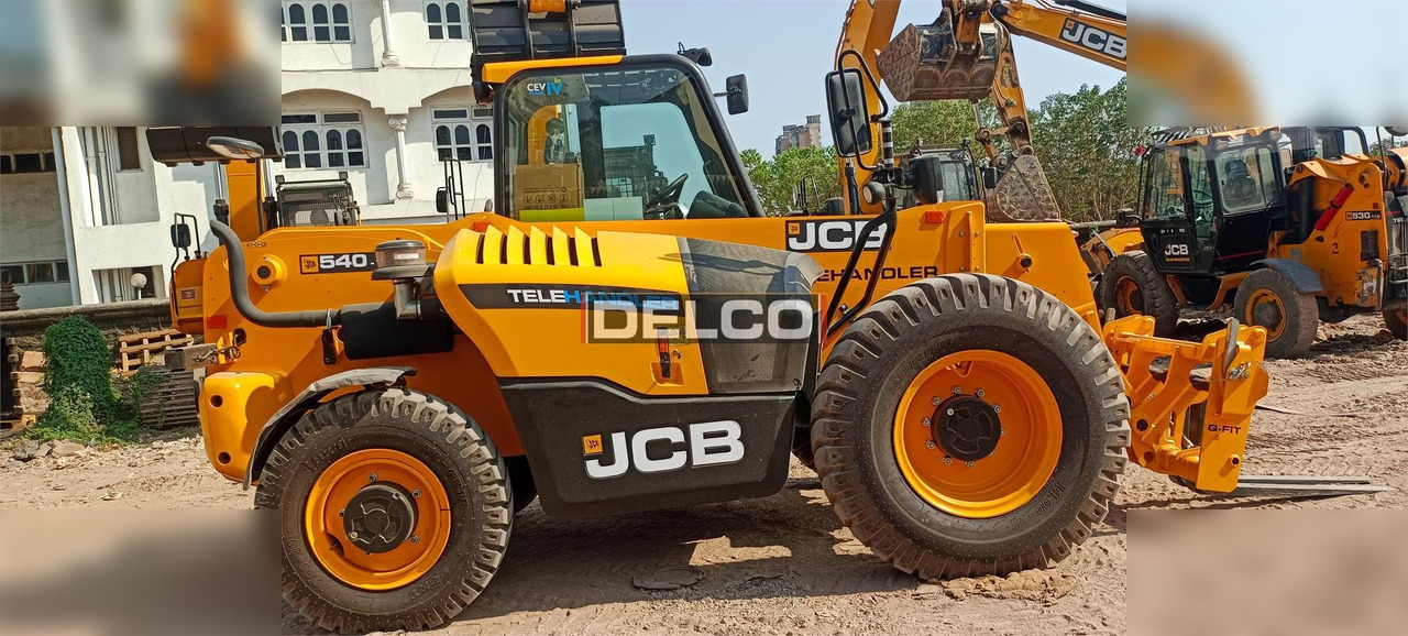 JCB 540-70 - Teleskopiskais iekrāvējs: foto 4 JCB 540-70 - Teleskopiskais iekrāvējs: foto 4