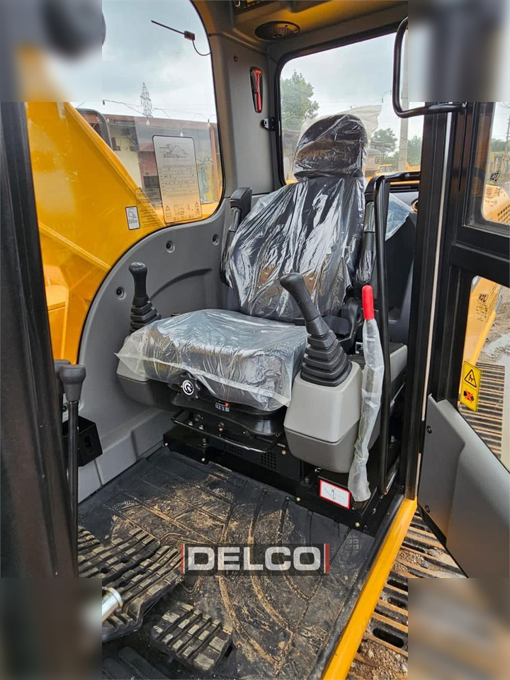 Jaunā Kāpurķēžu ekskavators JCB NXT215 LC: foto 13