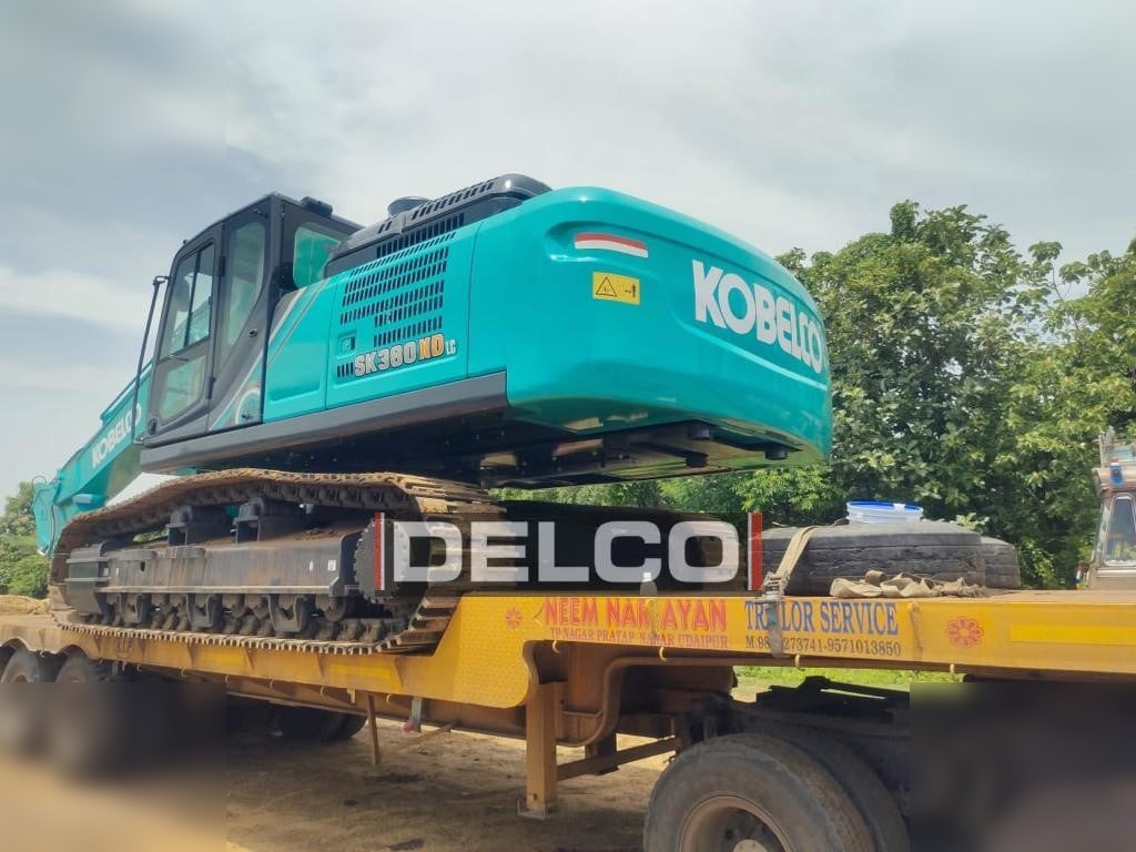 KOBELCO SK380XD LC-10 - Kāpurķēžu ekskavators: foto 1 KOBELCO SK380XD LC-10 - Kāpurķēžu ekskavators: foto 1