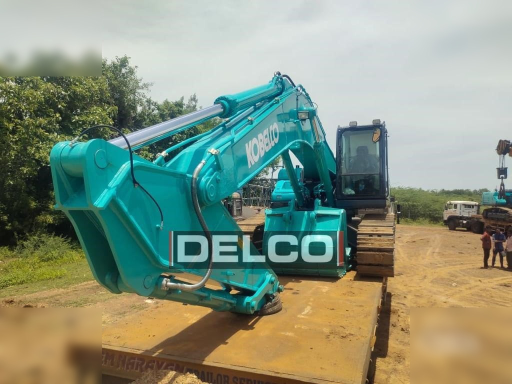 KOBELCO SK380XD LC-10 - Kāpurķēžu ekskavators: foto 1 KOBELCO SK380XD LC-10 - Kāpurķēžu ekskavators: foto 1