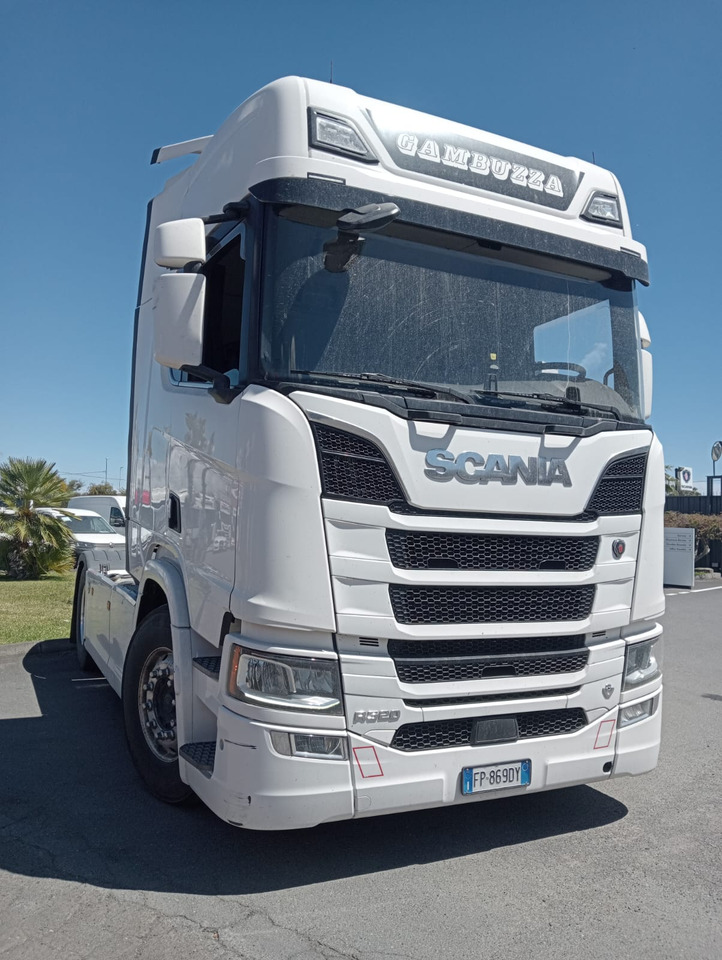 SCANIA R520 A4X2NB - Vilcējs: foto 2 SCANIA R520 A4X2NB - Vilcējs: foto 2