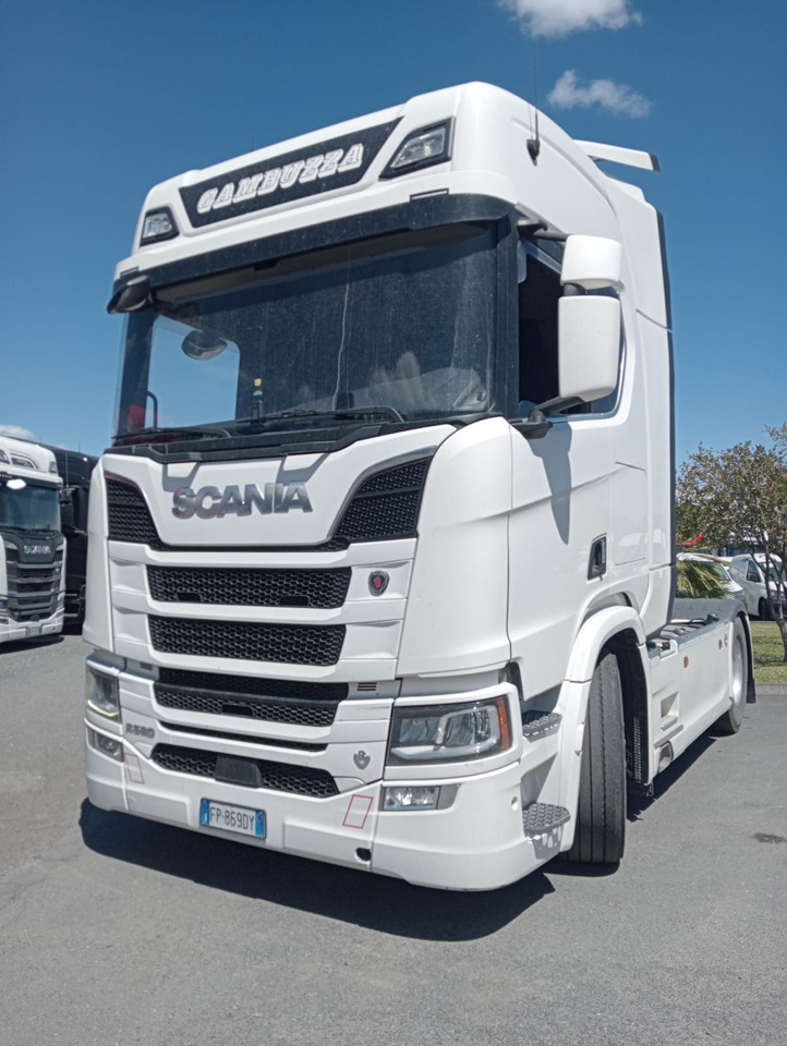 SCANIA R520 A4X2NB - Vilcējs: foto 1 SCANIA R520 A4X2NB - Vilcējs: foto 1