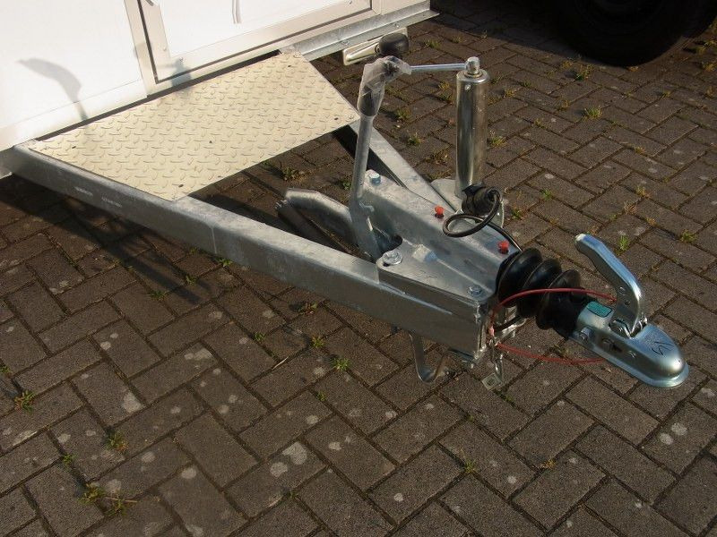 Esselmann Sandwichanhänger Verkaufsanhänger leer - Tirdzniecības piekabe: foto 5 Esselmann Sandwichanhänger Verkaufsanhänger leer - Tirdzniecības piekabe: foto 5