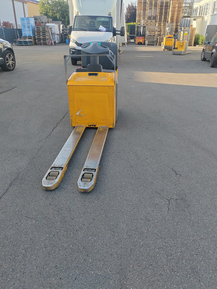 Jungheinrich ERE 120 1.6m/ LI ION/ 2019y/ 7347mh - Rokas palešu ratiņi: foto 5 Jungheinrich ERE 120 1.6m/ LI ION/ 2019y/ 7347mh - Rokas palešu ratiņi: foto 5