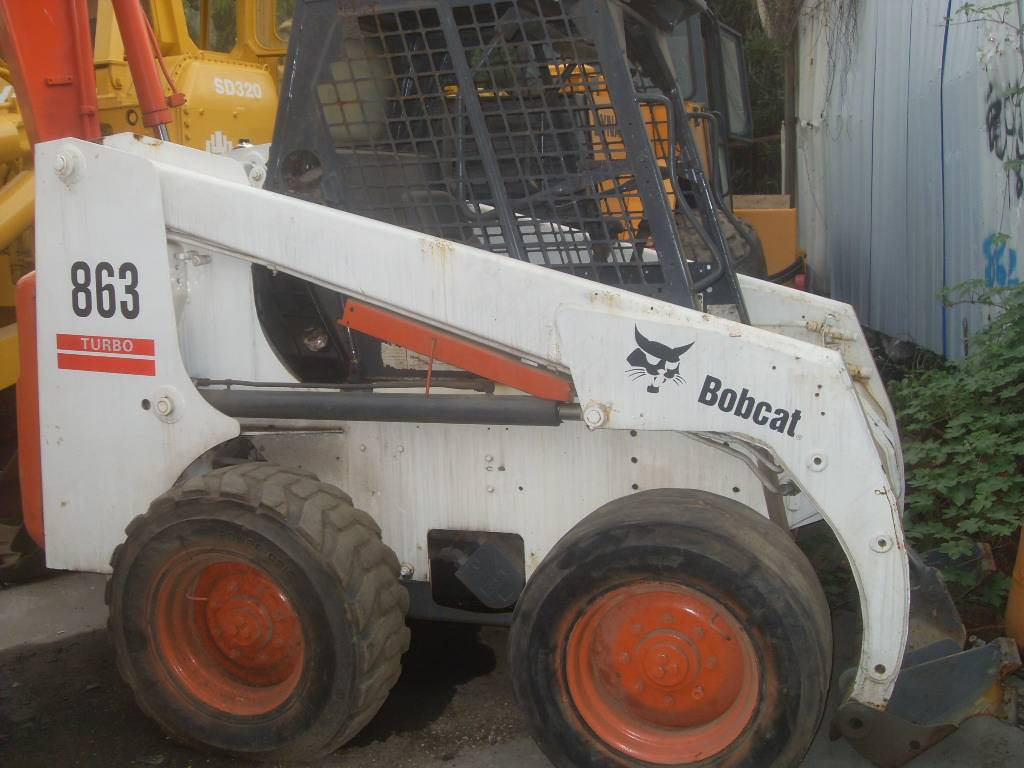 Bobcat 863  - Kompaktiekrāvējs: foto 1 Bobcat 863  - Kompaktiekrāvējs: foto 1