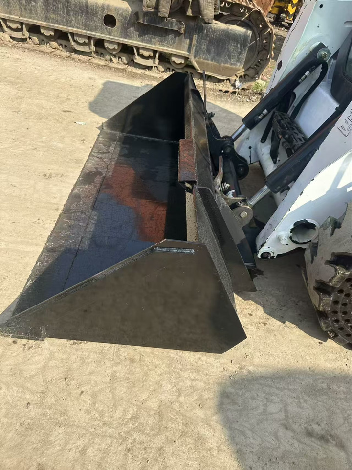 Bobcat S550 - Kompaktiekrāvējs: foto 3 Bobcat S550 - Kompaktiekrāvējs: foto 3