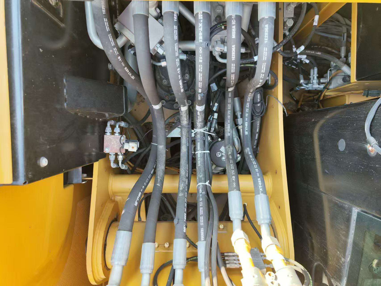 CAT 315D - Riteņu ekskavators: foto 4 CAT 315D - Riteņu ekskavators: foto 4