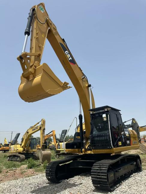 CAT 329D - Kāpurķēžu ekskavators: foto 1 CAT 329D - Kāpurķēžu ekskavators: foto 1