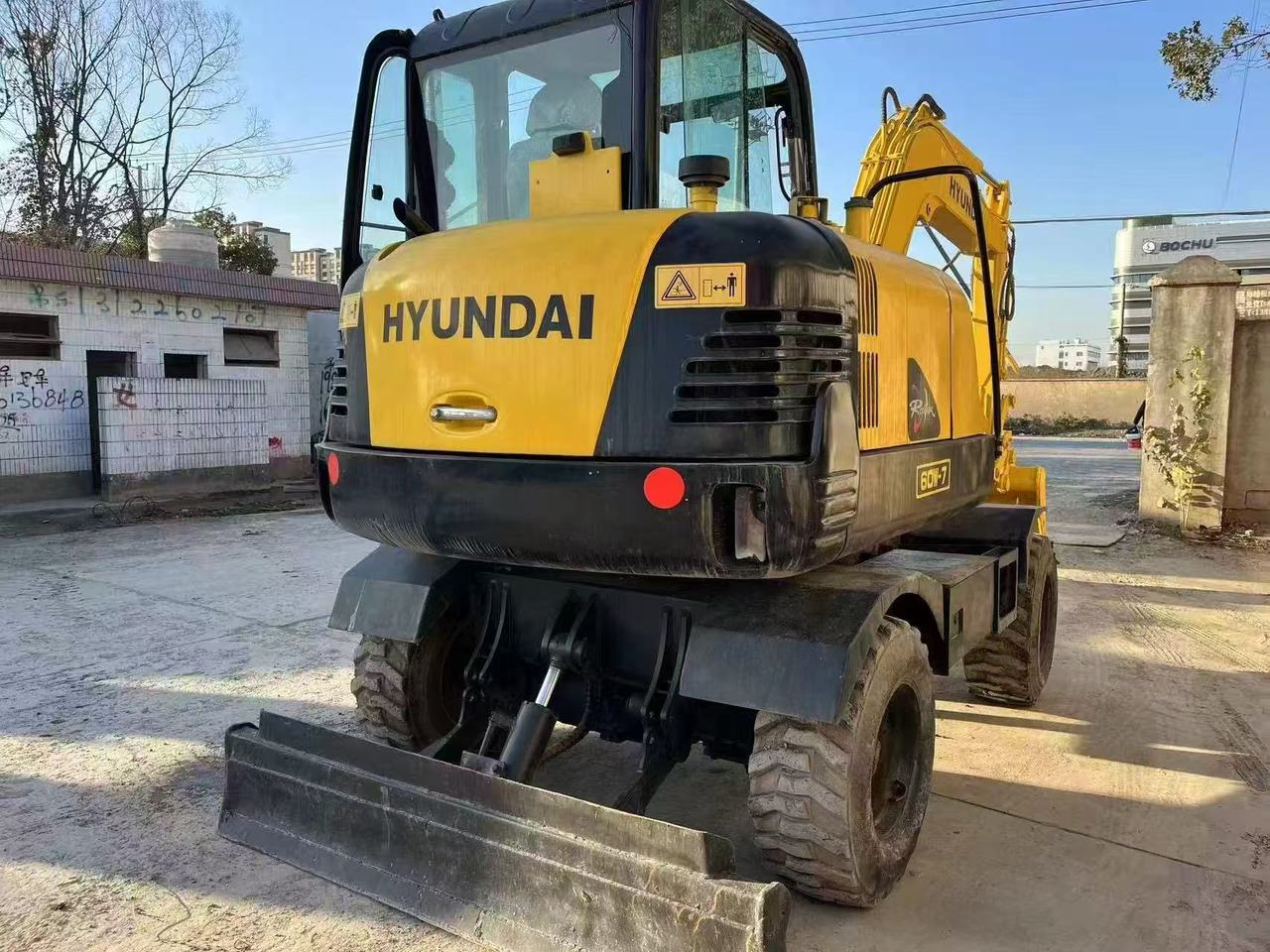 Hyundai 60w-7 - Riteņu ekskavators: foto 5 Hyundai 60w-7 - Riteņu ekskavators: foto 5