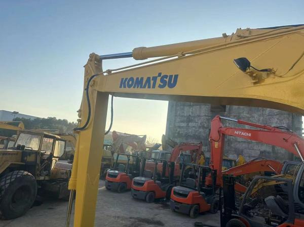 Komatsu pc130 - Kāpurķēžu ekskavators: foto 3 Komatsu pc130 - Kāpurķēžu ekskavators: foto 3