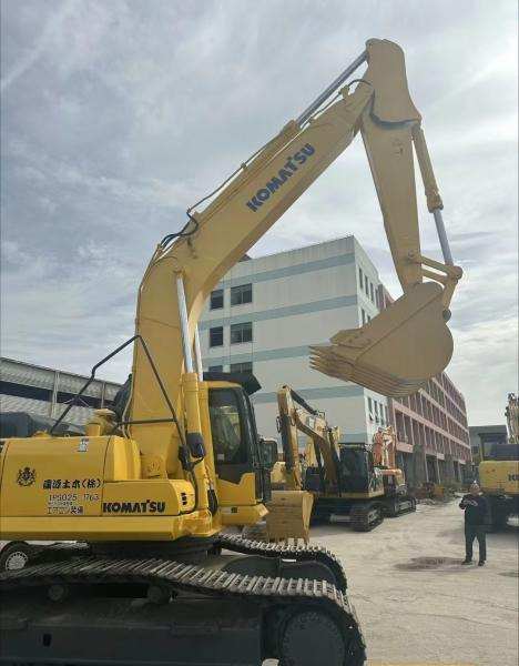 Komatsu pc300-7 - Kāpurķēžu ekskavators: foto 3 Komatsu pc300-7 - Kāpurķēžu ekskavators: foto 3