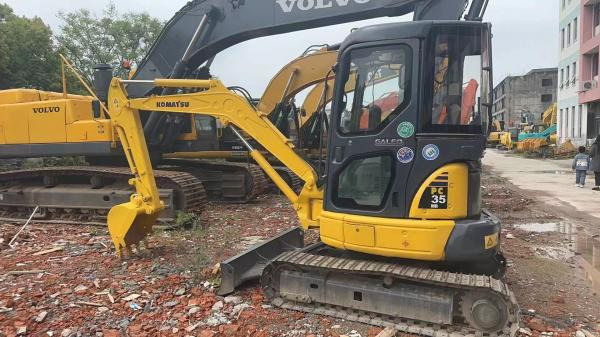 Komatsu pc35 - Mini-ekskavators: foto 4 Komatsu pc35 - Mini-ekskavators: foto 4