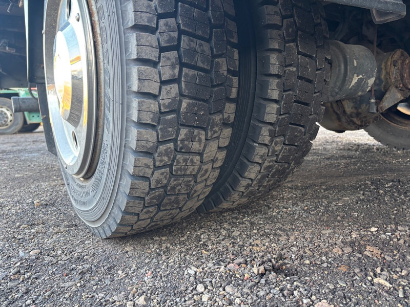 Kravas automašīna dzīvnieku pārvadāšanai DAF LF 45.150 4 paards, laadlift. Horsetruck NL truck: foto 14