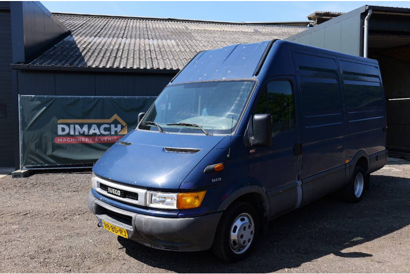 Iveco 35C 13 L2H2 lucht - Kravas mikroautobuss: foto 1 Iveco 35C 13 L2H2 lucht - Kravas mikroautobuss: foto 1