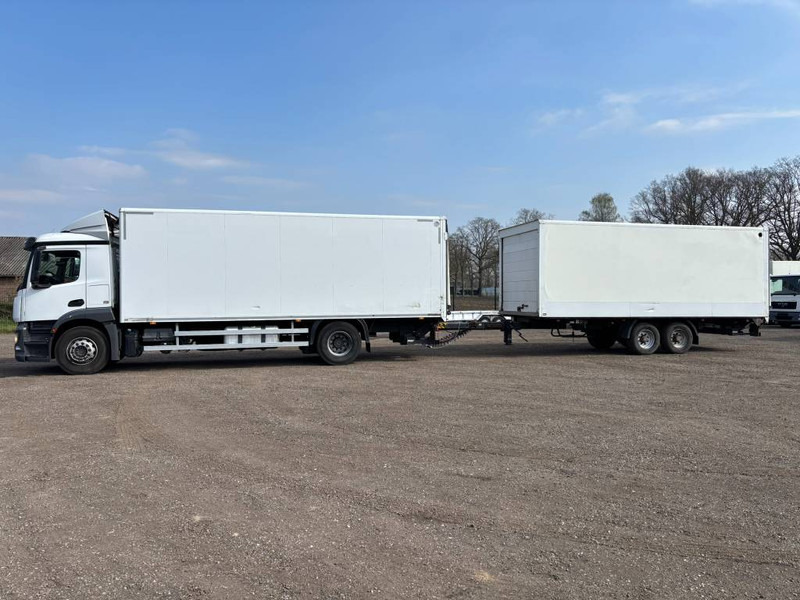 Mercedes-Benz Antos 1833 Euro6 4x2 + anhanger koffer - Kravas automašīna ar slēgto virsbūvi: foto 1 Mercedes-Benz Antos 1833 Euro6 4x2 + anhanger koffer - Kravas automašīna ar slēgto virsbūvi: foto 1