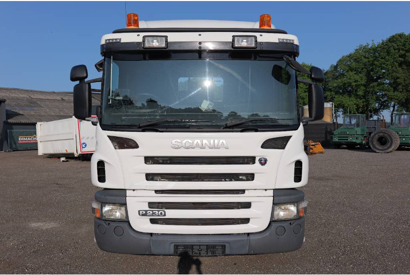 Scania P 230 Euro 5 6x2*4 TOP!! Retarder right hand steer - Šasija kravas automašīna: foto 3 Scania P 230 Euro 5 6x2*4 TOP!! Retarder right hand steer - Šasija kravas automašīna: foto 3
