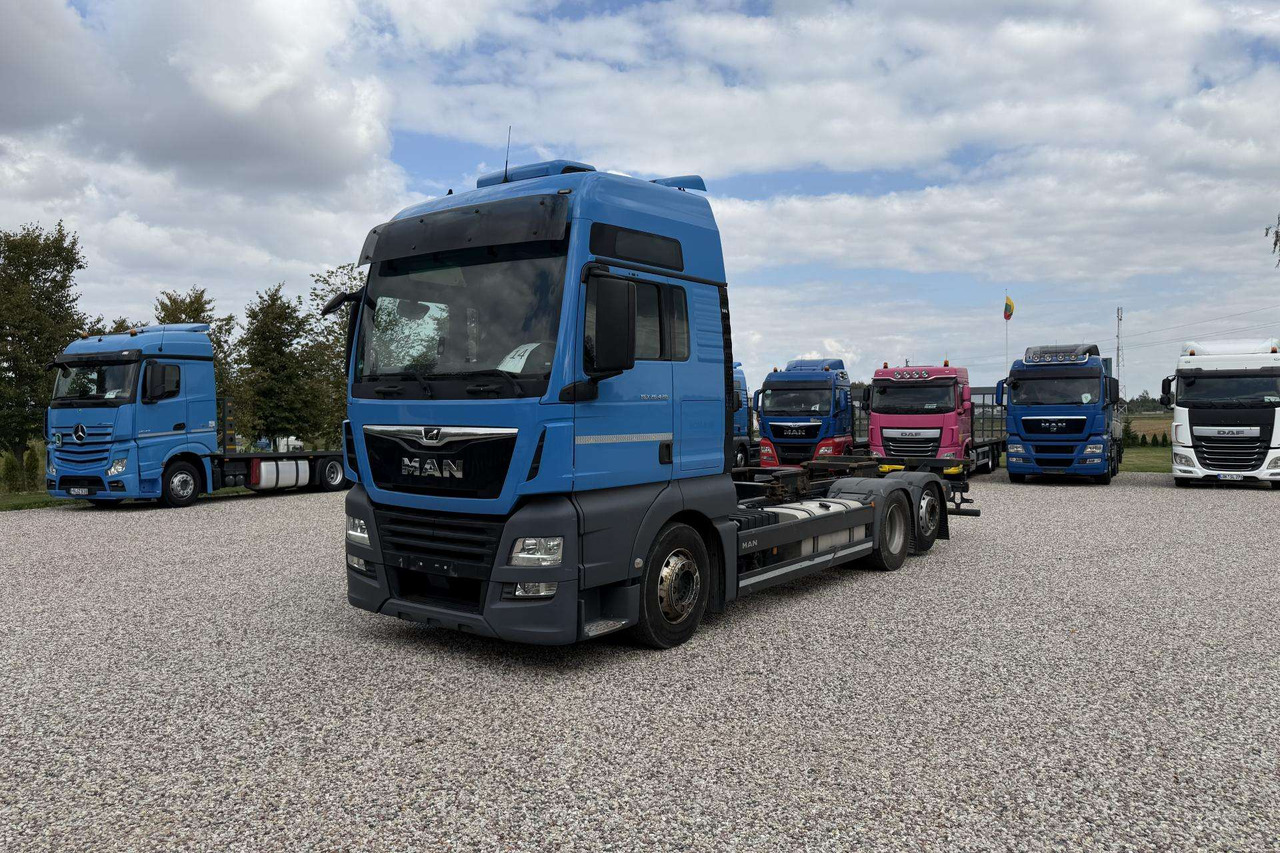 MAN TGX 26.420 - Konteineru vedējs/ Kravas automašīna ar noņemamā virsbūve: foto 2 MAN TGX 26.420 - Konteineru vedējs/ Kravas automašīna ar noņemamā virsbūve: foto 2