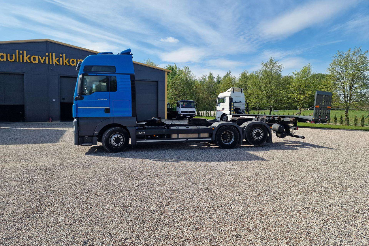 MAN TGX 26.460 - Konteineru vedējs/ Kravas automašīna ar noņemamā virsbūve: foto 2 MAN TGX 26.460 - Konteineru vedējs/ Kravas automašīna ar noņemamā virsbūve: foto 2