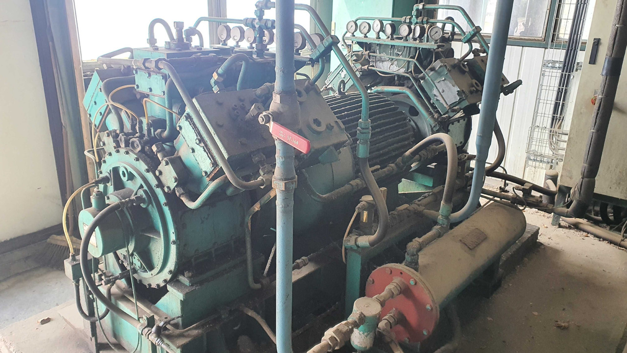 NK-JLM Neuenhauser kompresor sprężarka 43 bar 154m3/h 41kW - Gaisa kompresors: foto 4 NK-JLM Neuenhauser kompresor sprężarka 43 bar 154m3/h 41kW - Gaisa kompresors: foto 4