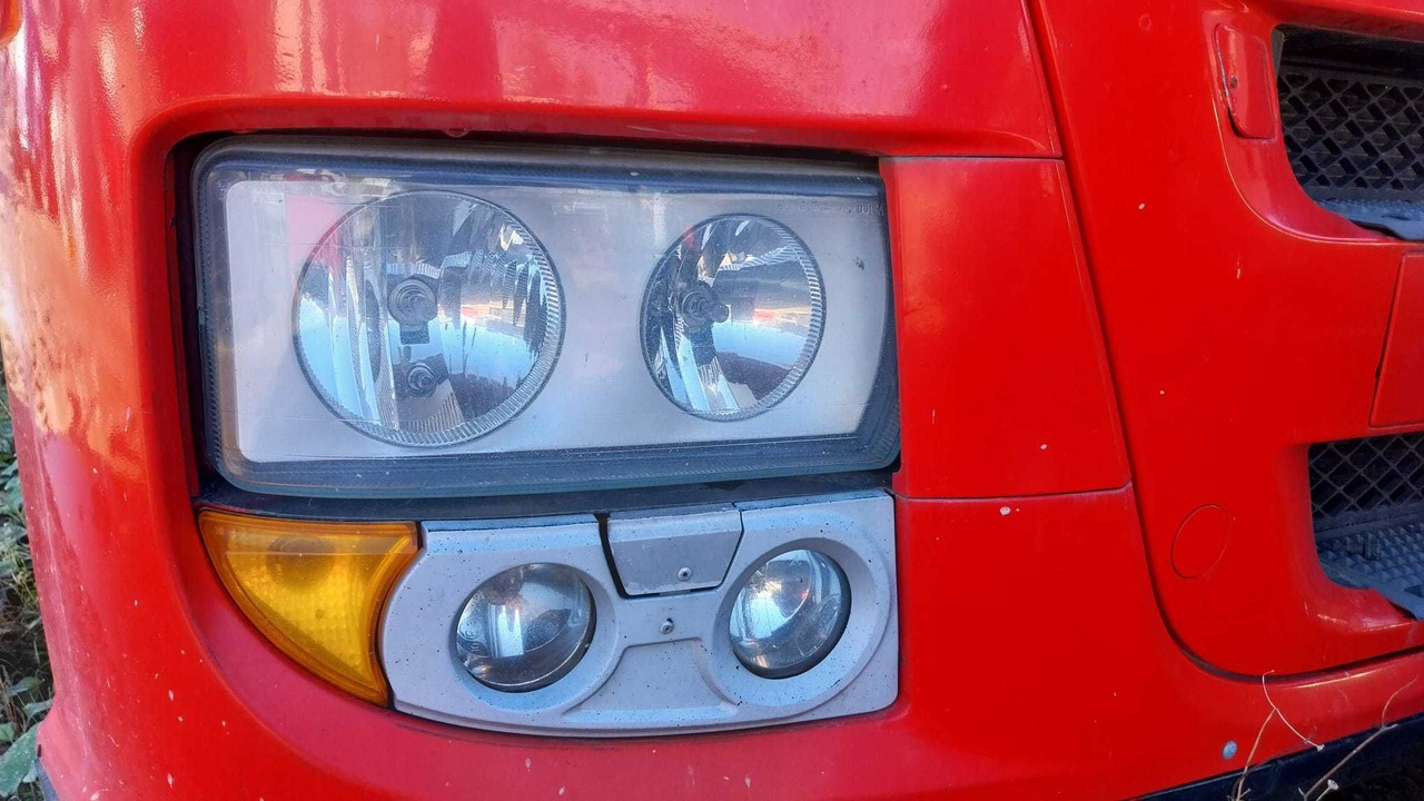 Lampa przednia prawa do Iveco Stralis 500 - Tuvās gaismas - Kravas automašīna: foto 1 Lampa przednia prawa do Iveco Stralis 500 - Tuvās gaismas - Kravas automašīna: foto 1