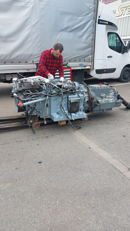 MAN Regeneracja Remont Naprawa Serwis D0824 D0834 LF LG GF LFL01-61 LOH01-50 D0826 D0836 LF GF LFG LFL LOH LUH D2066 LF LOH LUH D2676 LF LOH 01-49 50-69 70-.. D2866 D2876 LF 01-30 D2866 D2876 4V LF 01-45 - Dzinējs - Kravas automašīna: foto 3 MAN Regeneracja Remont Naprawa Serwis D0824 D0834 LF LG GF LFL01-61 LOH01-50 D0826 D0836 LF GF LFG LFL LOH LUH D2066 LF LOH LUH D2676 LF LOH 01-49 50-69 70-.. D2866 D2876 LF 01-30 D2866 D2876 4V LF 01-45 - Dzinējs - Kravas automašīna: foto 3