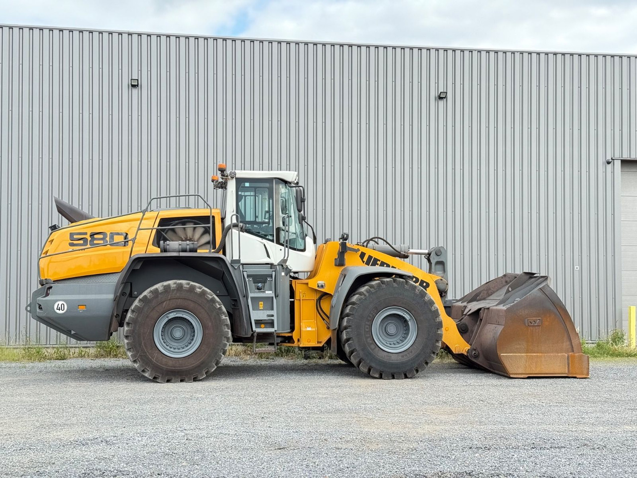 Liebherr L580 X Power - Riteņu iekrāvējs: foto 5 Liebherr L580 X Power - Riteņu iekrāvējs: foto 5