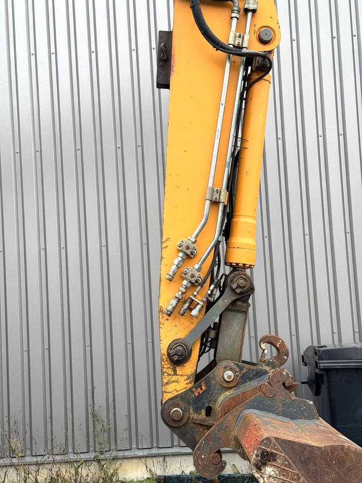 Liebherr R904C HDSL - Kāpurķēžu ekskavators: foto 5 Liebherr R904C HDSL - Kāpurķēžu ekskavators: foto 5
