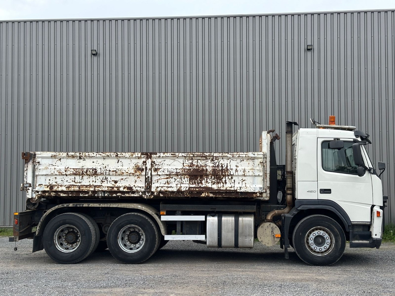 Volvo FM 420 - Pacēlājs ar āķi: foto 2 Volvo FM 420 - Pacēlājs ar āķi: foto 2