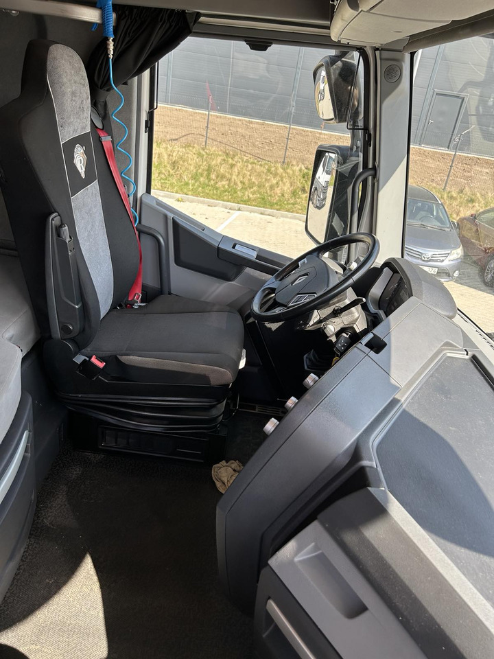 Vilcējs Renault T520: foto 10