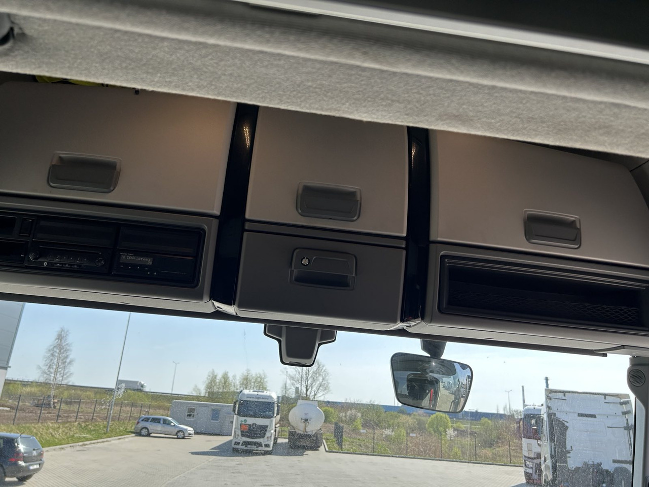 Vilcējs Renault T520: foto 17