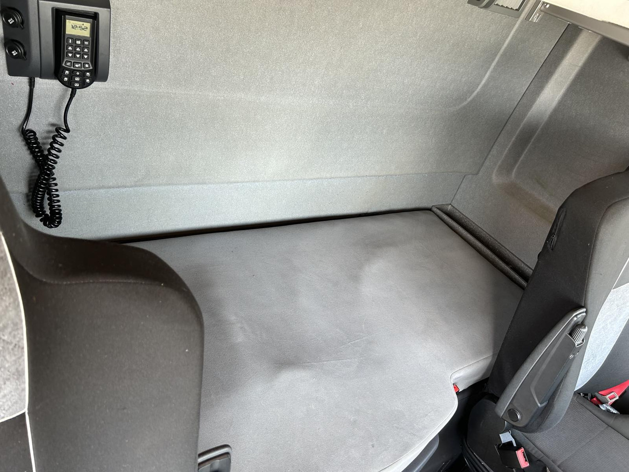 Vilcējs Renault T520: foto 14