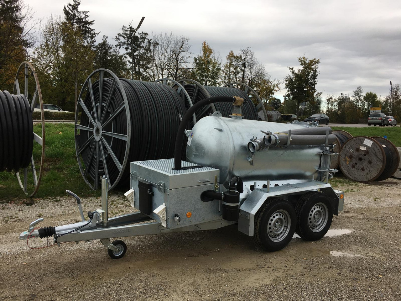 M-Vac 1500 Vacuum system specialized for drilling mud / vacuum container 1500l - Horizontālās urbšanas mašīna: foto 1 M-Vac 1500 Vacuum system specialized for drilling mud / vacuum container 1500l - Horizontālās urbšanas mašīna: foto 1