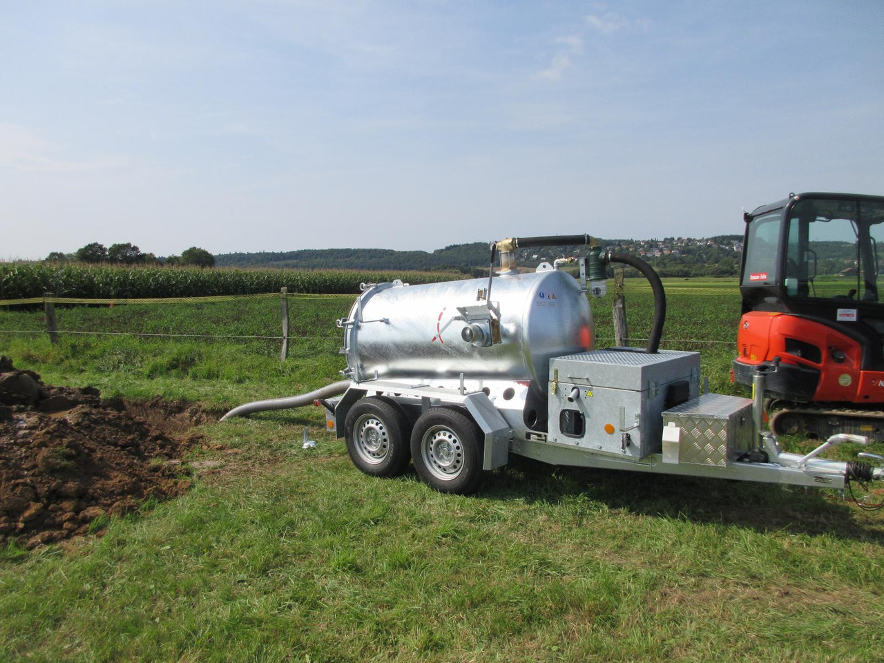 M-Vac 1500 Vacuum system specialized for drilling mud / vacuum container 1500l - Horizontālās urbšanas mašīna: foto 5 M-Vac 1500 Vacuum system specialized for drilling mud / vacuum container 1500l - Horizontālās urbšanas mašīna: foto 5