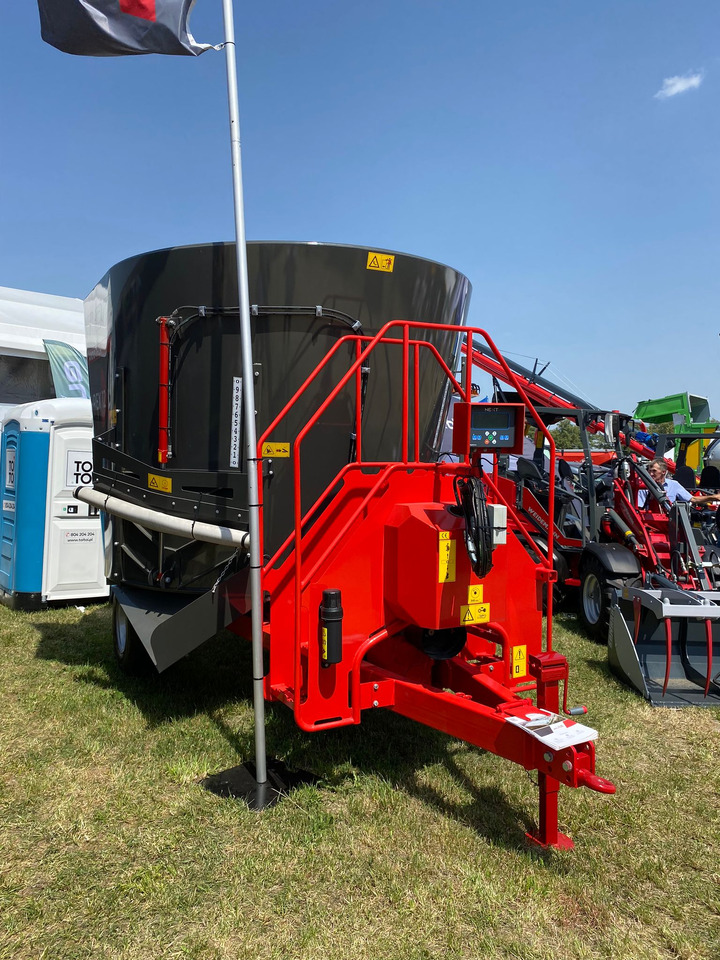 Jaunā Lopbarības mikseris Ando Tech Futtermischwagen / Feed mixer / Melangeuse / Carro di alimentazione / Remolque alimentador / Кормораздатчик / Wóz paszowy T-REX 24 m3: foto 11