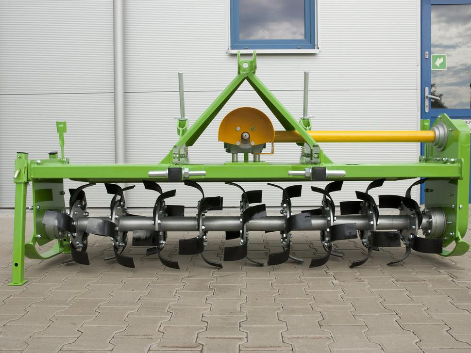 Bomet Bodenfräsen / Rotary tiller / Rotavator / Vangatrice / Rastrillo / Культиватор / Glebogryzarka 2 m - Zemes frēze: foto 1 Bomet Bodenfräsen / Rotary tiller / Rotavator / Vangatrice / Rastrillo / Культиватор / Glebogryzarka 2 m - Zemes frēze: foto 1