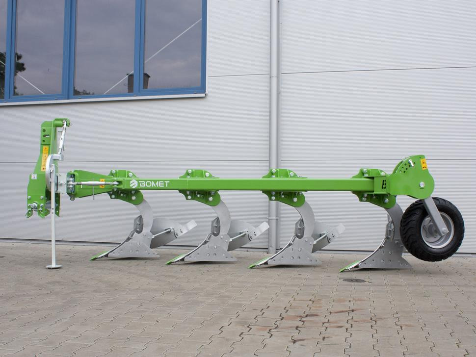 Bomet Pflüge / Single-beam plow / Charrue mono-poutre / Aratro / Плуг / Pług jednobelkowy Libra 3+1 - Arkls: foto 3 Bomet Pflüge / Single-beam plow / Charrue mono-poutre / Aratro / Плуг / Pług jednobelkowy Libra 3+1 - Arkls: foto 3