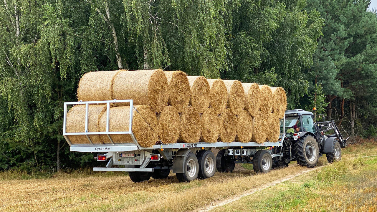 Cynkomet Ballentransportwagen / Bale platform / Remorque pour balles / Rimorchio per balle / Przyczepa do przewozu bel - Lauksaimniecības piekabe-platforma: foto 5 Cynkomet Ballentransportwagen / Bale platform / Remorque pour balles / Rimorchio per balle / Przyczepa do przewozu bel - Lauksaimniecības piekabe-platforma: foto 5