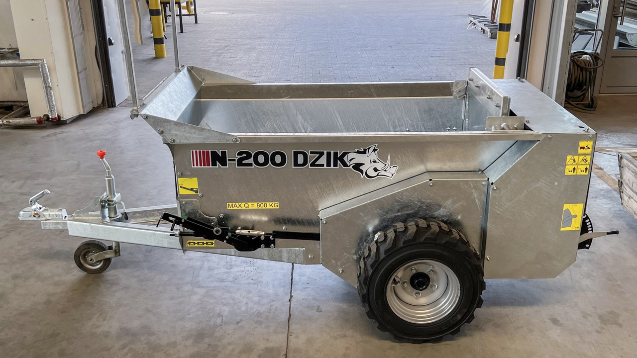 Cynkomet Miststreuer / Manure spreader / Epandeur à fumier N-200 DZIK - Organisko mēslu izkliedētājs: foto 2 Cynkomet Miststreuer / Manure spreader / Epandeur à fumier N-200 DZIK - Organisko mēslu izkliedētājs: foto 2