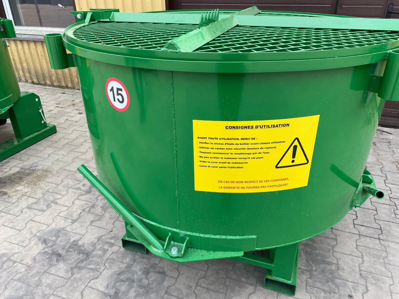 DC Betonmischer / Hydraulic concrete mixer / Malaxeur à béton hydraulique / Betoniera / Бетономешалка с гидравлическим приводом / Betoniarka hydrauliczna 800 l - Betona maisītājs: foto 5 DC Betonmischer / Hydraulic concrete mixer / Malaxeur à béton hydraulique / Betoniera / Бетономешалка с гидравлическим приводом / Betoniarka hydrauliczna 800 l - Betona maisītājs: foto 5