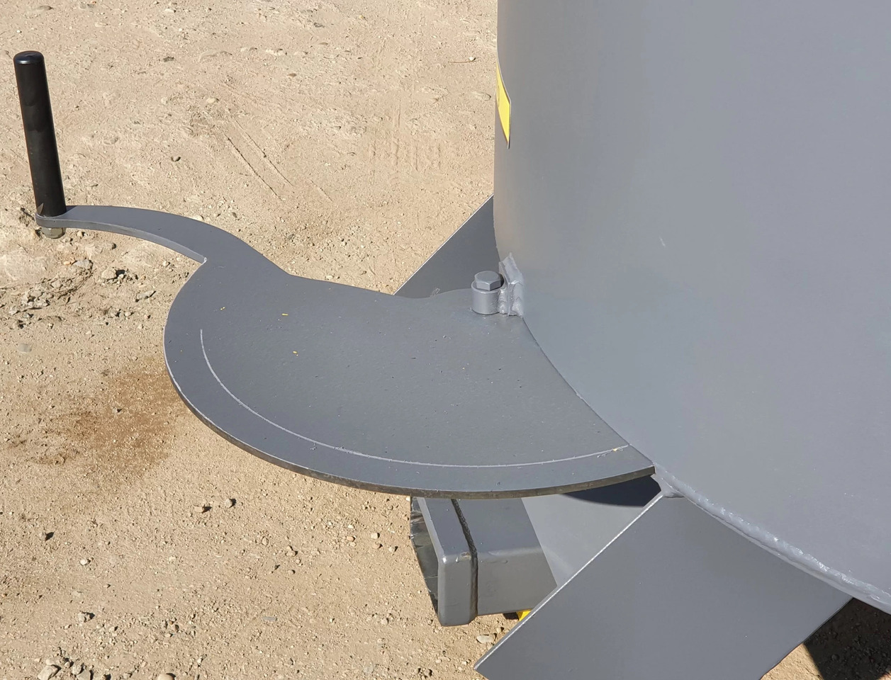 DC Betonmischer / Hydraulic concrete mixer / Malaxeur à béton hydraulique / Betoniera /Hormigonera con accionamiento hidráulico / Бетономешалка с гидравлическим приводом / Betoniarka hydrauliczna 1200 l - Betona rūpnīca: foto 3 DC Betonmischer / Hydraulic concrete mixer / Malaxeur à béton hydraulique / Betoniera /Hormigonera con accionamiento hidráulico / Бетономешалка с гидравлическим приводом / Betoniarka hydrauliczna 1200 l - Betona rūpnīca: foto 3