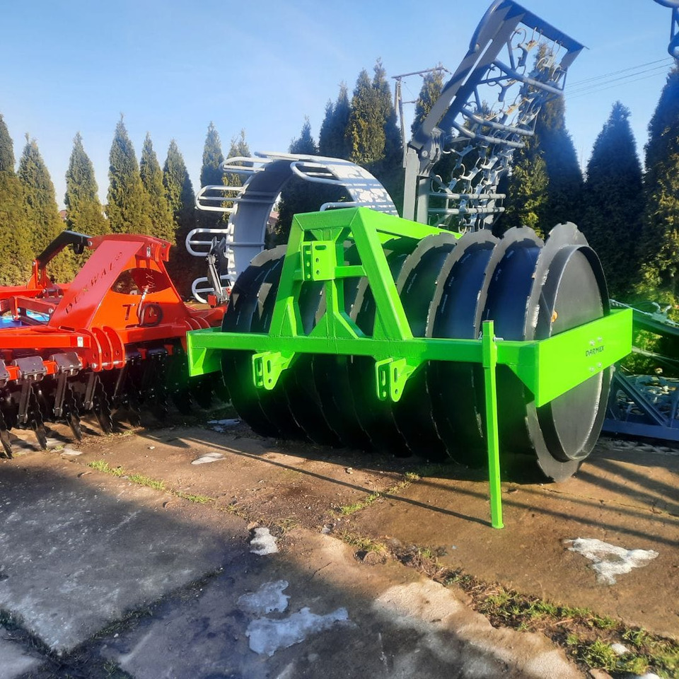 Darmex Silowalze / Silage compaction roller / Rouleau de l’ensilage / Rullo /Rodillo / Wał do gniecenia pryzm 2,2 m - Lauka veltnis: foto 1 Darmex Silowalze / Silage compaction roller / Rouleau de l’ensilage / Rullo /Rodillo / Wał do gniecenia pryzm 2,2 m - Lauka veltnis: foto 1