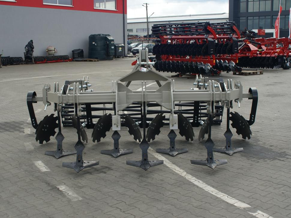 ROLEX Flügelschargrubber / Stubble cultivator / Dechaumeur à dents / Aratri stoppiatori / Стерневой культиватор / Agregat podorywkowy 3 m - Kultivators: foto 3 ROLEX Flügelschargrubber / Stubble cultivator / Dechaumeur à dents / Aratri stoppiatori / Стерневой культиватор / Agregat podorywkowy 3 m - Kultivators: foto 3