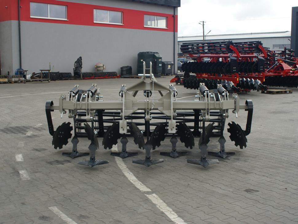 ROLEX Flügelschargrubber / Stubble cultivator / Dechaumeur à dents / Aratri stoppiatori / Стерневой культиватор / Agregat podorywkowy 3 m - Kultivators: foto 4 ROLEX Flügelschargrubber / Stubble cultivator / Dechaumeur à dents / Aratri stoppiatori / Стерневой культиватор / Agregat podorywkowy 3 m - Kultivators: foto 4